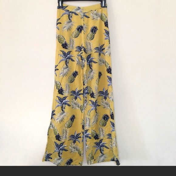 MAJORELLE BRANDY PANTS IN CITRUS PINEAPPLE - Picture 5 of 5